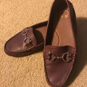 C Wonder Maroon Driving Moccasins size 9
